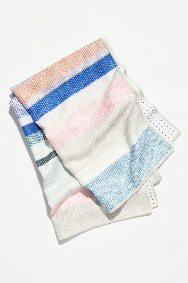 Manduka yogitoes® Towel #2