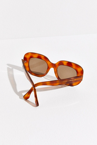 Женские солнцезащитные очки Anna Sui Fellow Earthlings Technicolor Sunglasses, цвет: Янтарный — фото 4