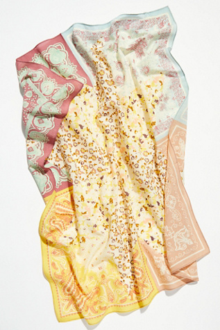 Quilted Star Print Bandana product page