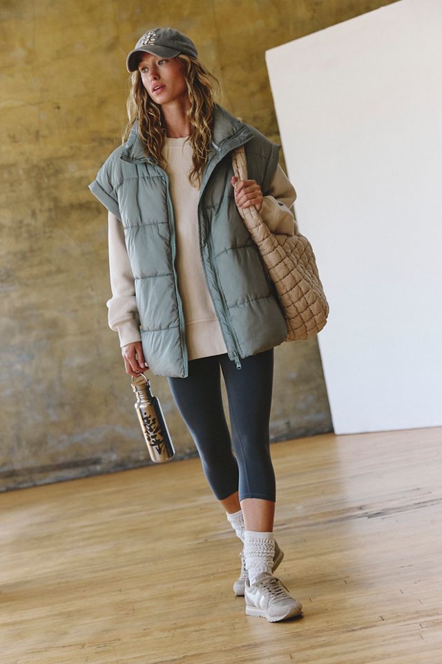 Oversized puffer hot sale vest