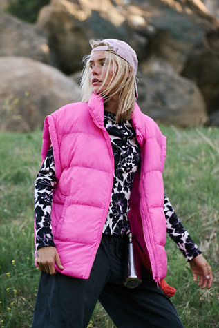 Hot pink puffer vest best sale