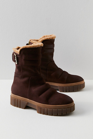 faux fur boots uk