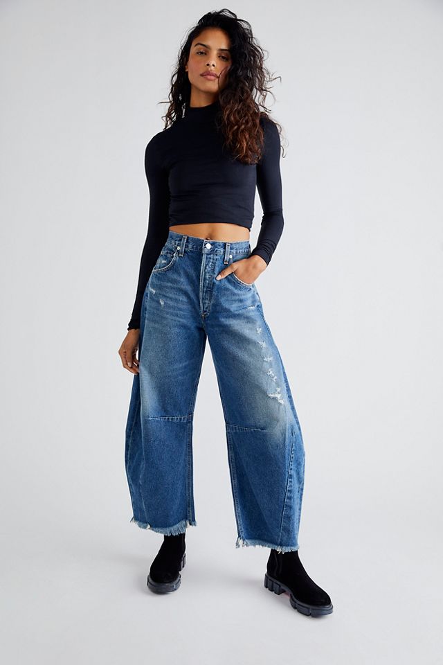 Horseshoe, Gaucho & Balloon Jeans Trend - THE JEANS BLOG