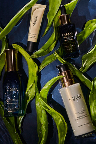 MARA Sea Vitamin C Serum for Brightening Dark Spots & Redness with Algae at Free People