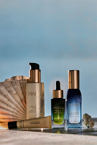 MARA 1.2% Clean Algae Retinol Face Oil for Anti-Aging and Wrinkles with Green Tea at Free People