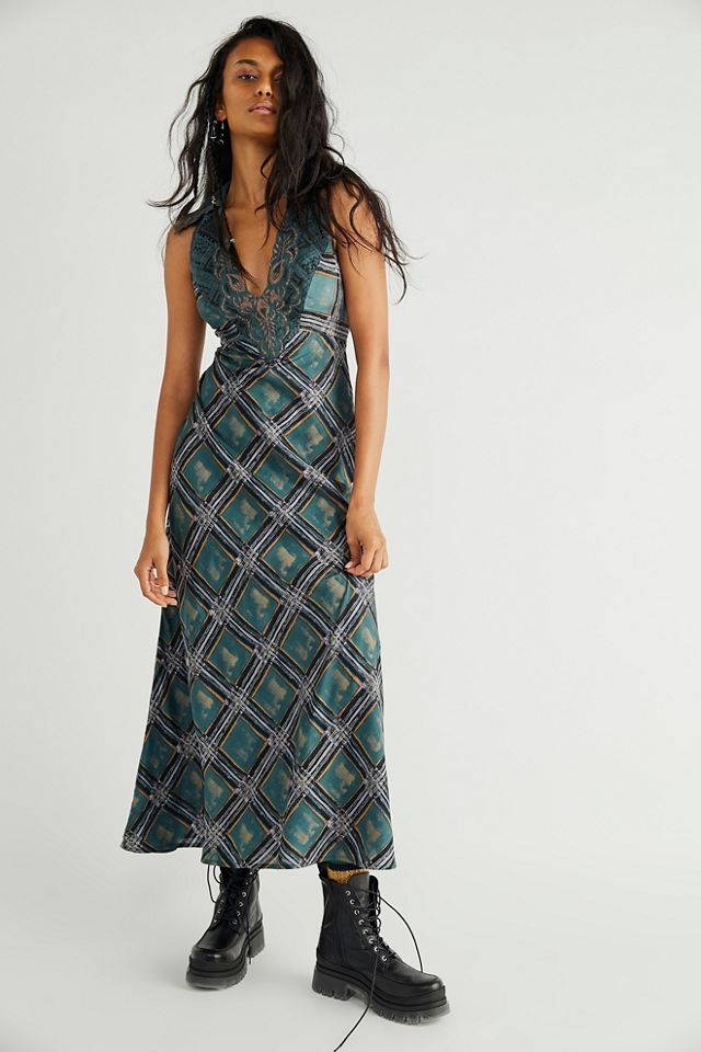 Free People cut hotsell out embroidered dress