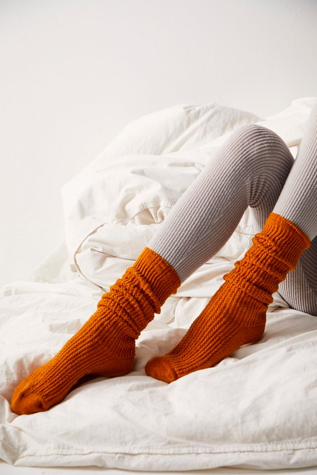 SLOUCH SOCKS