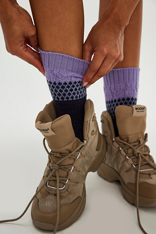 Smartwool Popcorn Cable Crew Socks At Free People In Ultra Violet, Size: Large