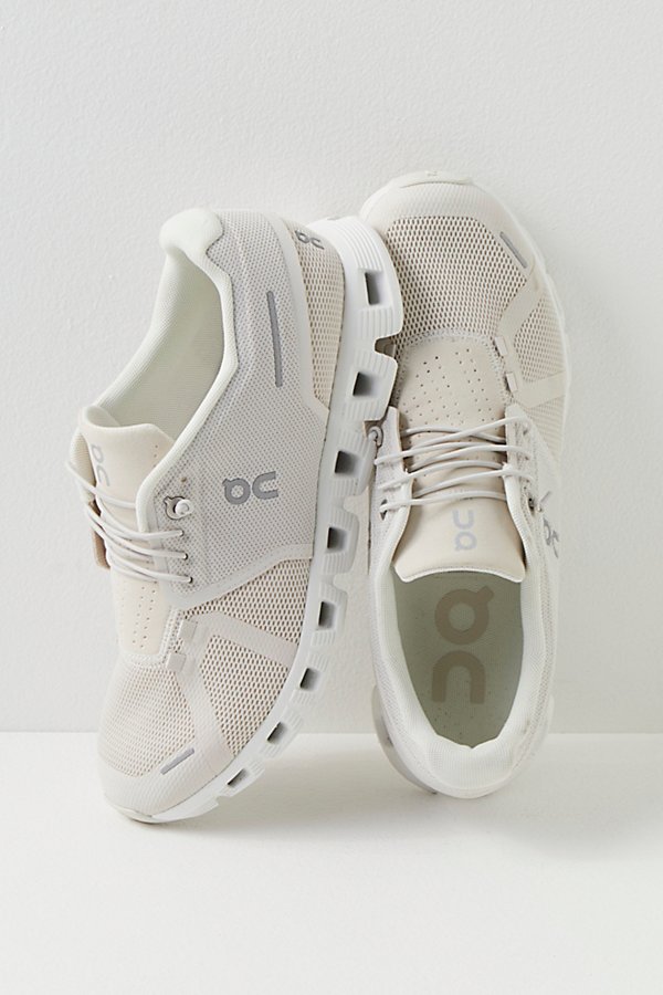 On Cloud 5 Sneakers In Pearl White