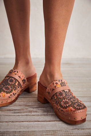 Free People Cosmic Kantha Mule Textile Embroidery Clog Mixed Material authentic New