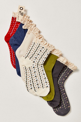 The Ultimate Sock Pack at Free People in Roadhouse