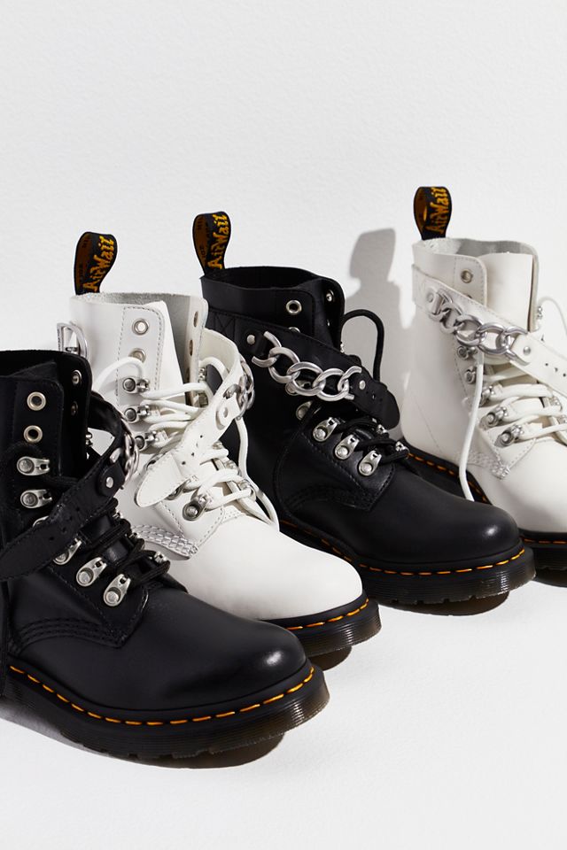 1460 pascal classico leather lace up boots