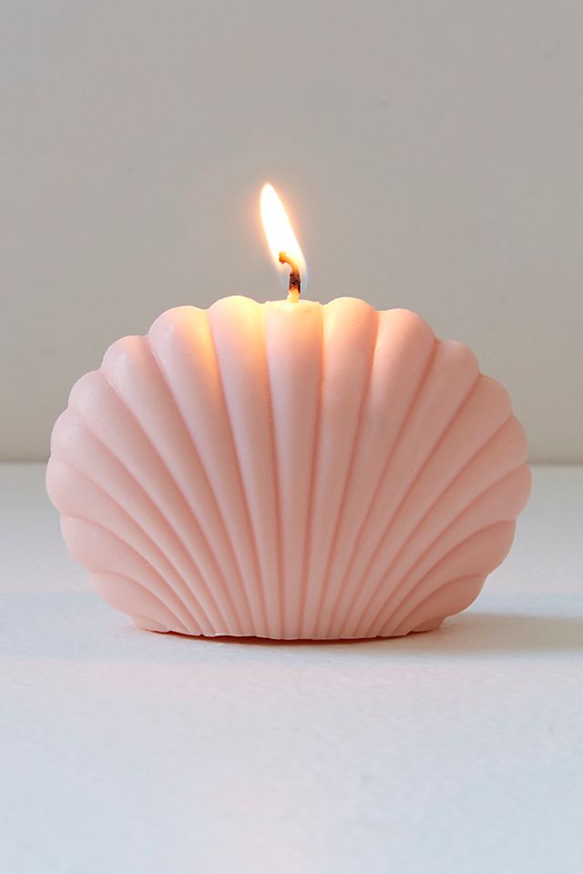 freepeople.com | Seashell Candle