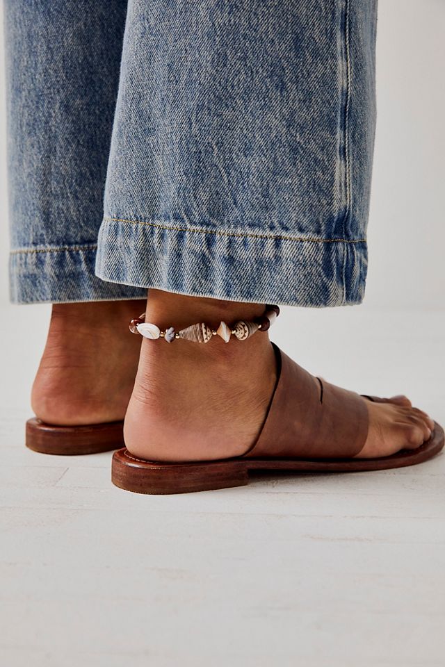 Abilene Toe Loop Sandals