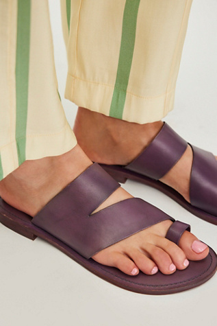 Abilene Toe Loop Sandals