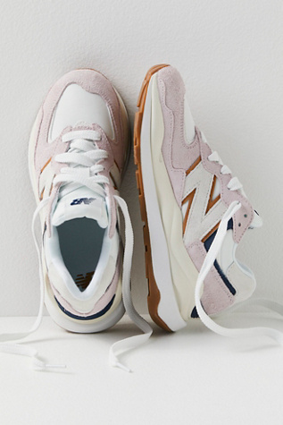 New Balance 57/40 Sneakers In Stone Pink / Sea Salt