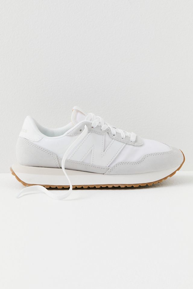 237 Sneakers