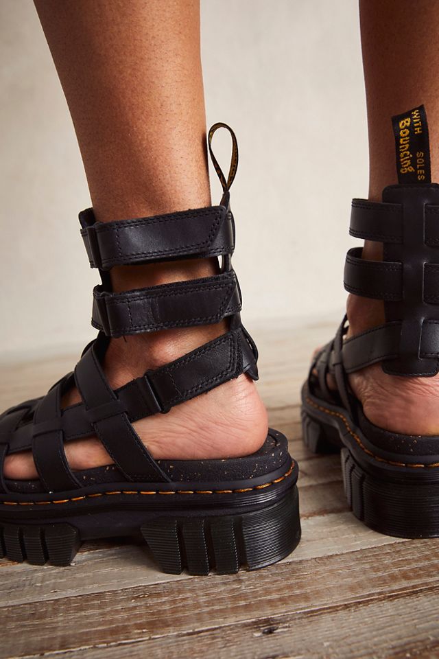 Doc marten hot sale gladiator sandals