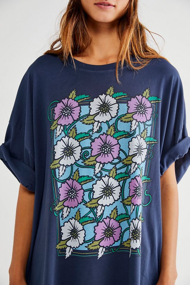 (取寄) フリーピープル レディース ペインテッド フローラル ティー Free People women Painted Floral Tee Navy Combo We The Free Painted Floral Tee | Free People