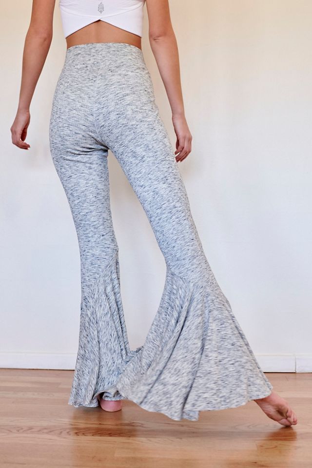 https://images.urbndata.com/is/image/FreePeople/65285686_010_d/?$a15-pdp-detail-shot$&fit=constrain&qlt=80&wid=640