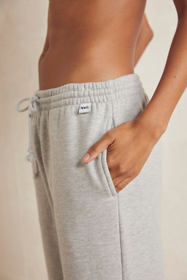 Jogging Levi's Apartment #2