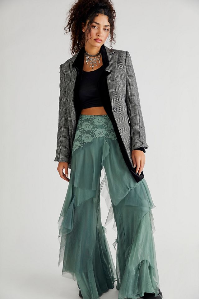 https://images.urbndata.com/is/image/FreePeople/65782120_030_a/?$a15-pdp-detail-shot$&fit=constrain&qlt=80&wid=640