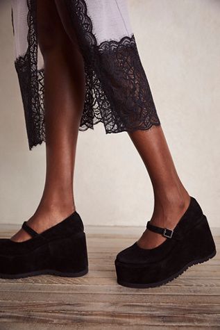 free people platforms