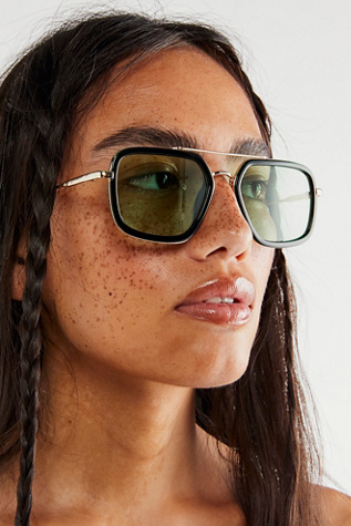Luna Classic Tinted Aviator Sunglasses