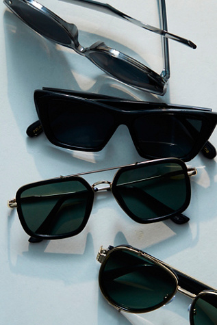 Luna Classic Aviator Sunglasses by Free People in Green