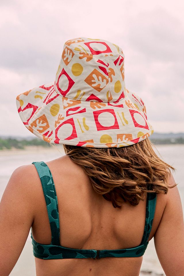 NWT Free People Lack Of Color Holiday Bucket Hat in Peach Bloom floral Lack Of Color Holiday Bucket Hat Floral Peach Bloom Festival  main image 4