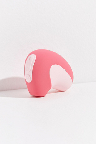 Unbound Puff at Free People in Pink