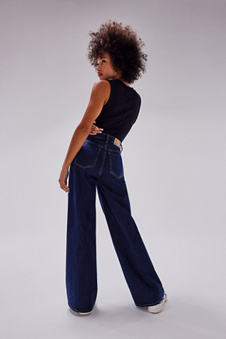 CRVY Gia Wide-Leg Jeans