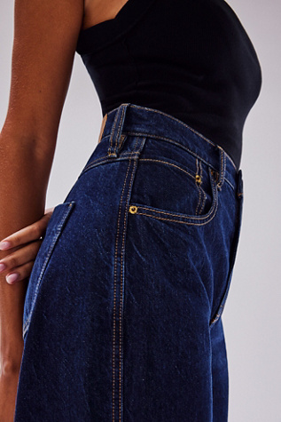 CRVY Gia Wide-Leg Jeans