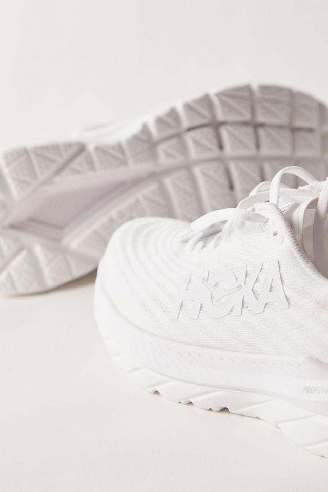 Baskets Mach 5 Hoka #1