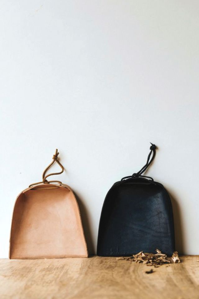 Sunhouse Craft Leather Dustpan #1