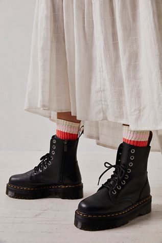 【特価】Dr.Martens Audrick Tall Lace Up ブーツ Dr. Martens Audrick Tall Lace Up Boots | Free People UK