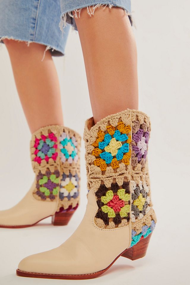 SELINA EMBROIDERED PATCHWORK BOOTS X FREE PEOPLE, hand made - MOM