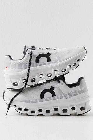 On The Roger Clubhouse Pro Sneakers