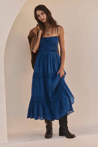 Taking Sides Maxi Dress