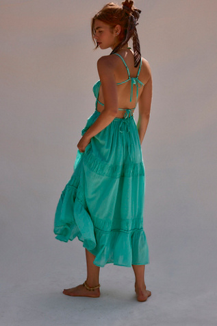 Taking Sides Maxi