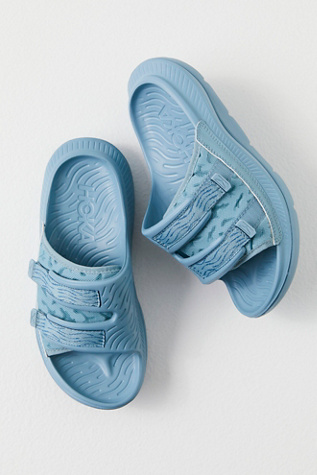 Hoka Ora Luxe Recovery Slides In Stone Blue / Blue Steel