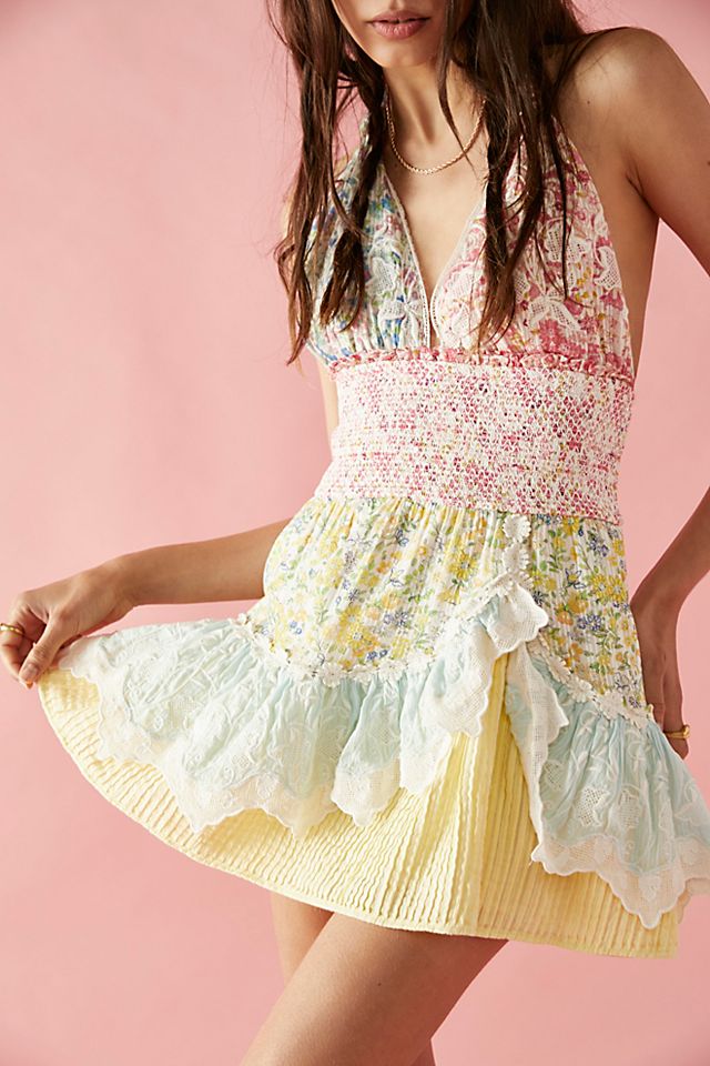 love shack fancy mini dress Lomina Fragrance Print Silk Dress- Women's Designer Luxury Dresses Intricate inset lace trims add an air of femininity and ease Love Shack Fancy Aleria Sequin