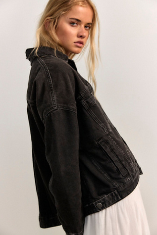 Женская куртка We The Free Opal Swing Denim Jacket, цвет: Чёрный — фото 8