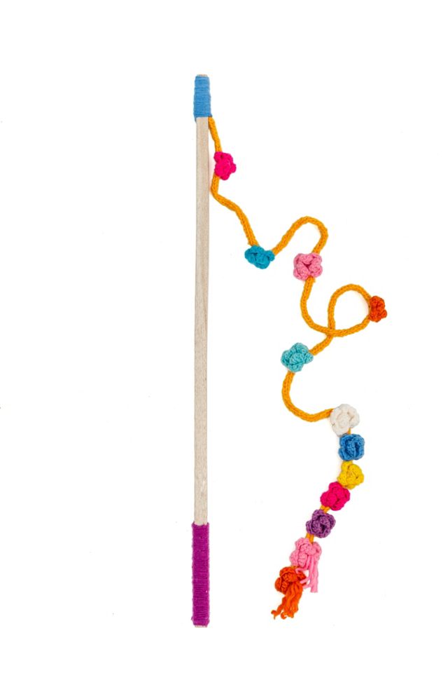 Chilly Dog Wooly Cat Flower Wand #1