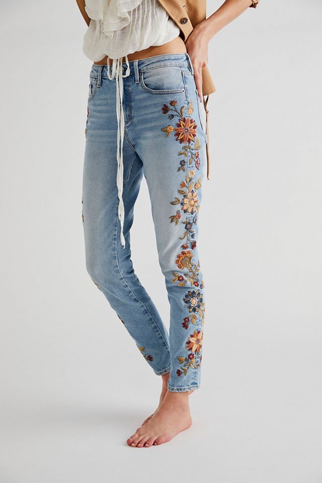 Free People Driftwood Jackie High-Rise Embroidered Jeans. 4