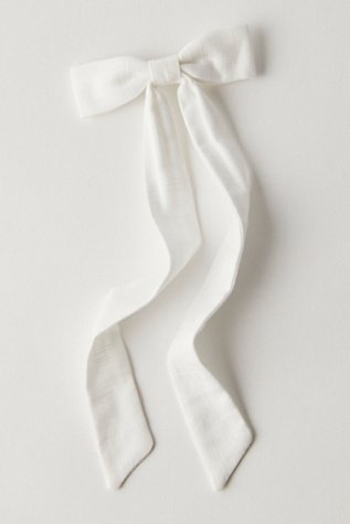 Petite Bow at Free People in Linen Ivory