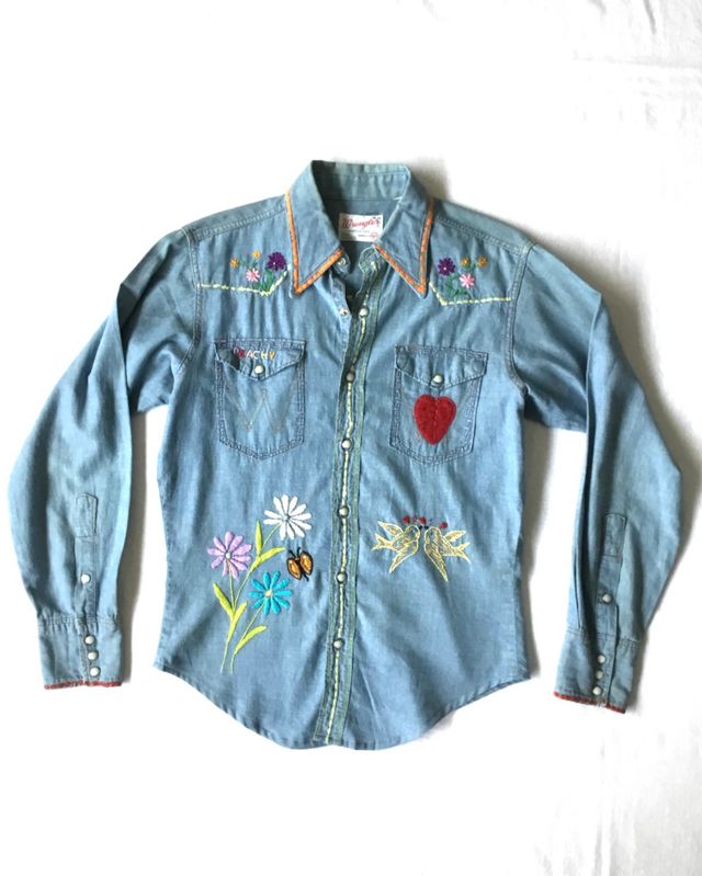 Wrangler hot sale embroidered shirt