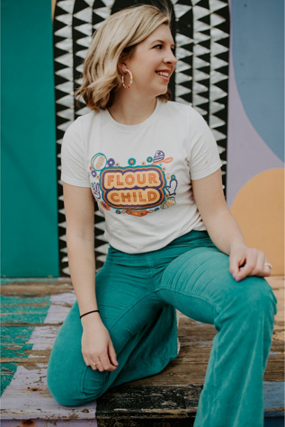 Женская футболка Overseasoned Flour Child, цвет: Винтажный белый — фото 3
