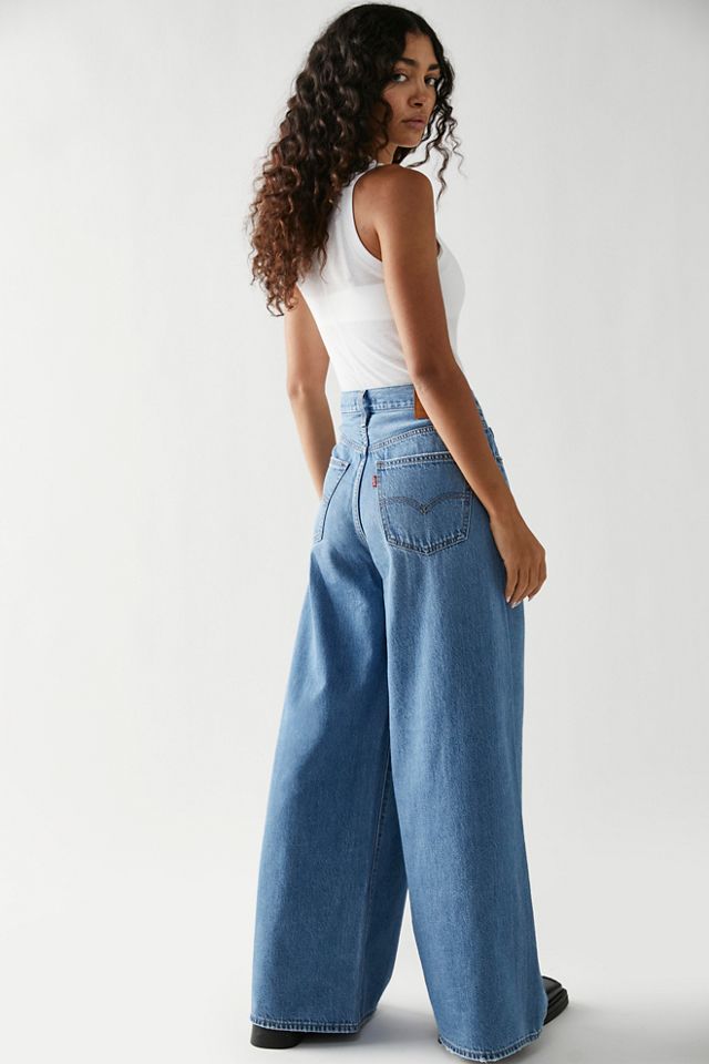 Free People Levi's XL Flood Jeans. 4