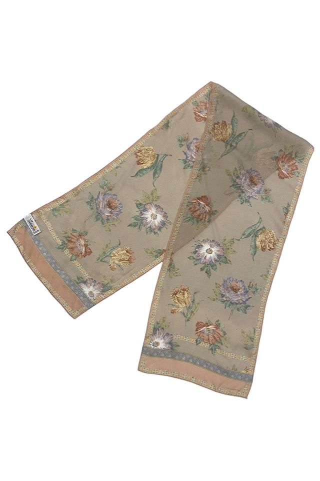 Liz claiborne 2025 silk scarf